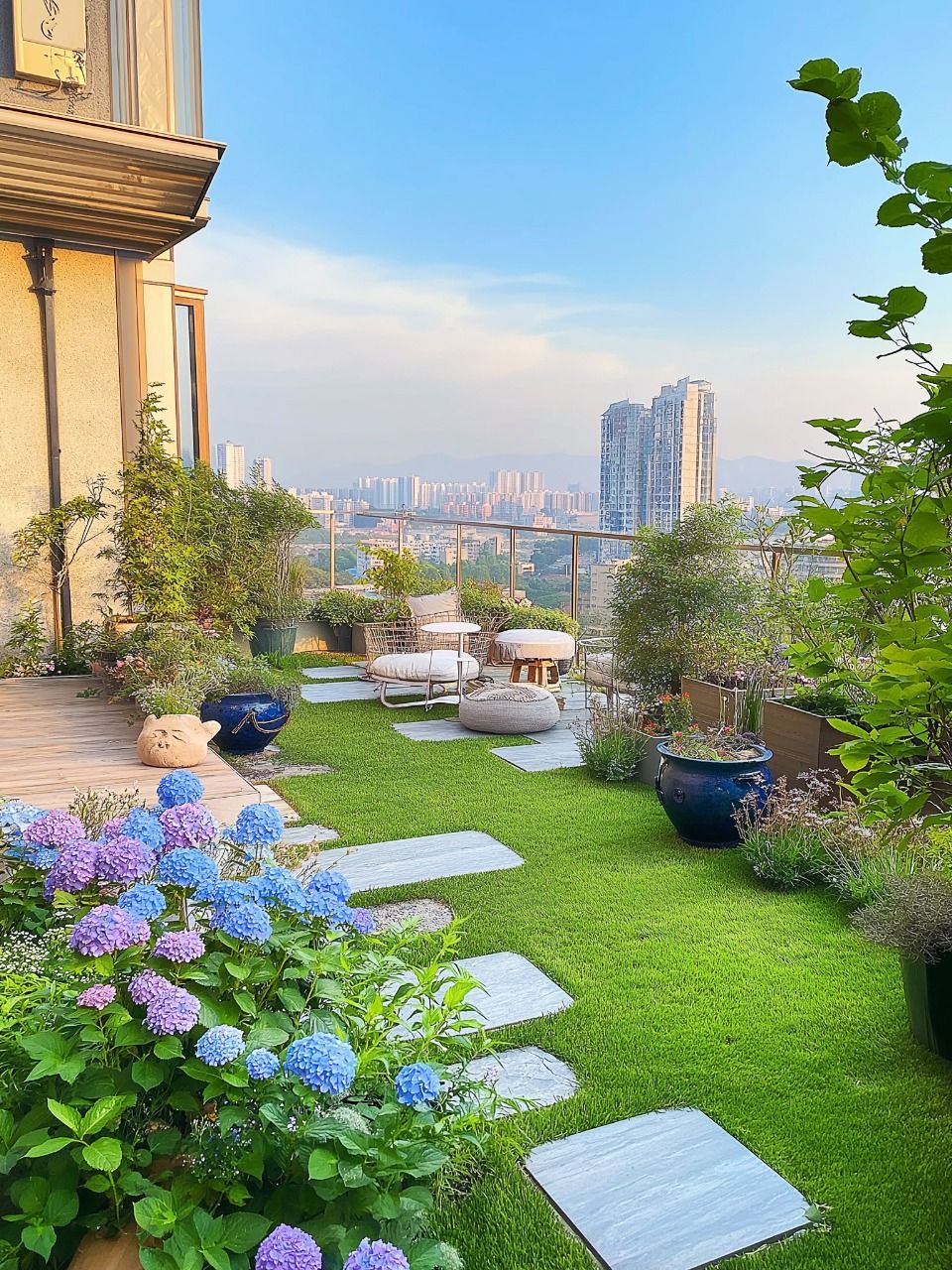 Sân vườn đẹp trên mái